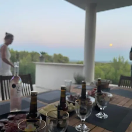 Maison Californienne فيلة نيم