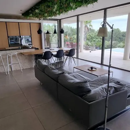 فيلة Maison Californienne نيم